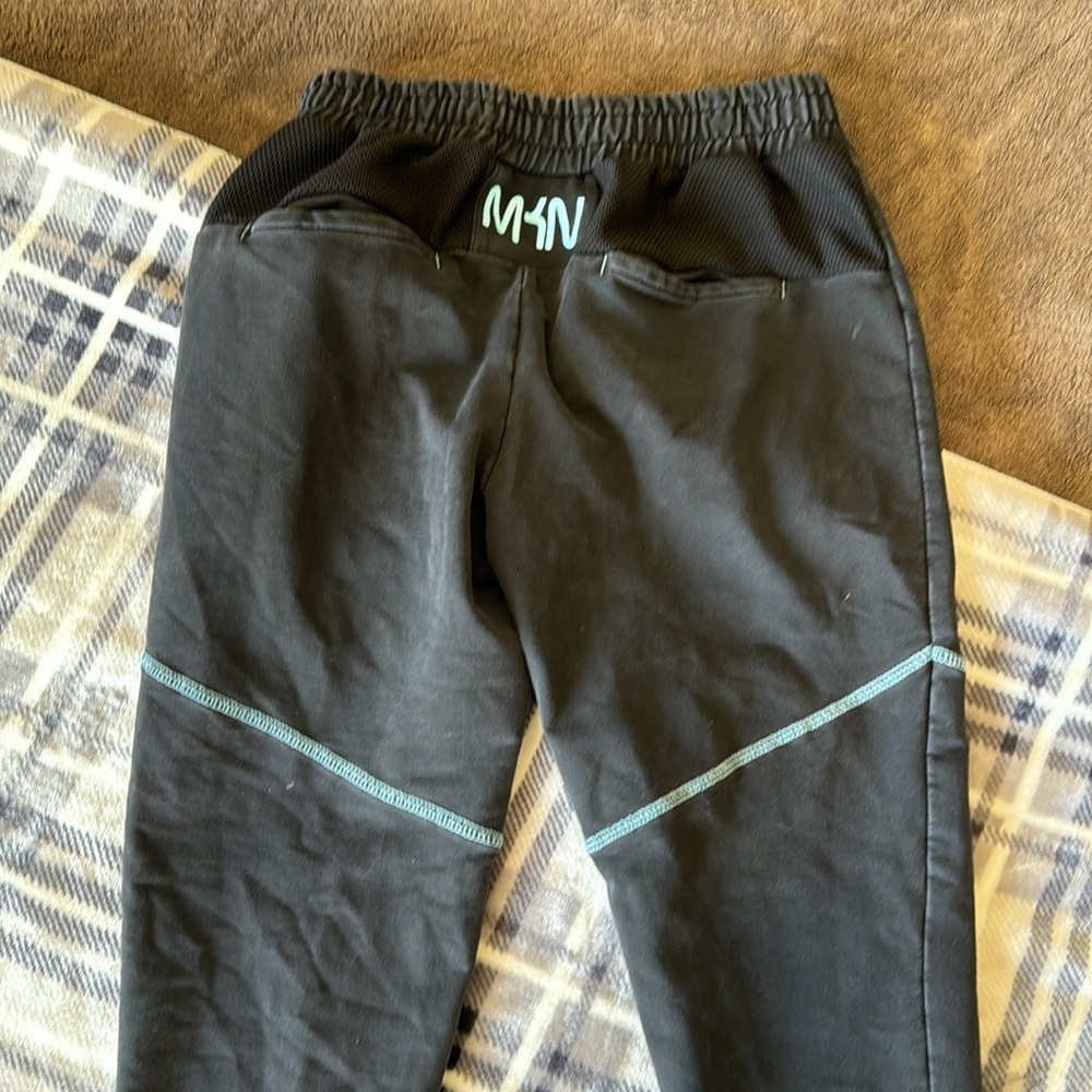 Sweats - Picture 2 of 3
